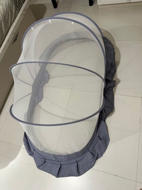 Second Hand Lifekraft Baby mosquito net...